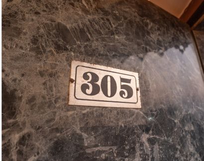 room_img_1